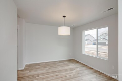 18324 N Lion Head Ave, Nampa, ID 83687 - photo 4