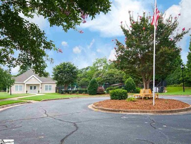 11 Marsh Creek Dr, Mauldin, SC 29662 - photo 2