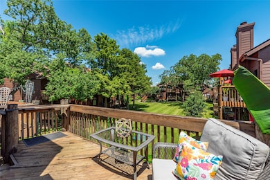 723 Davis Rd, League City, TX 77573 - photo 2