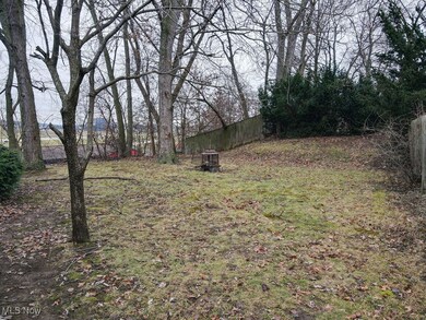 622 Stanley Rd, Akron, OH 44312 - photo 5