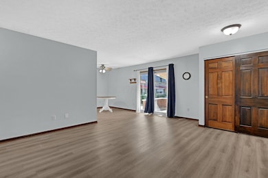 625 Country Club Dr unit B5, Newark, OH 43055 - photo 4