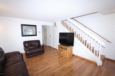 living rm1