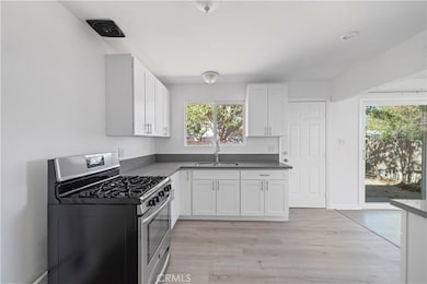 45517 Kingtree Ave, Lancaster, CA 93534 - photo 2