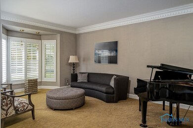 2646 Forestvale Rd, Ottawa Hills, OH 43615 - photo 6