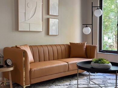 44 Redfield Cir, Derry, NH 03038 - photo 4