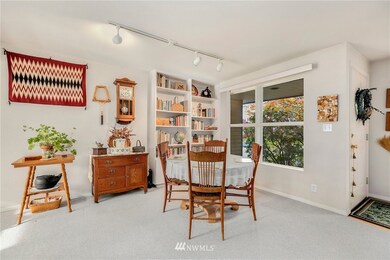 1028 Daley St, Edmonds, WA 98020 - photo 7