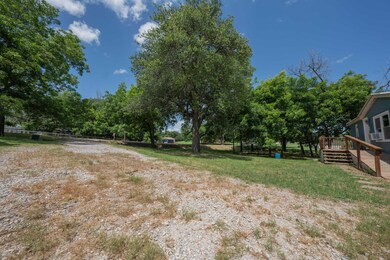 125 Draper Dr, Springtown, TX 76082 - photo 3