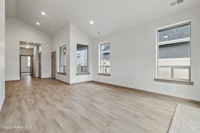 8424 N Snowflake Ln, Hayden, ID 83835 - photo 3