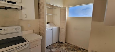 7810 Geneva Ln unit 61, Sarasota, FL 34243 - photo 5