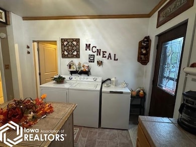 407 N 15th St, Centerville, IA 52544 - photo 7