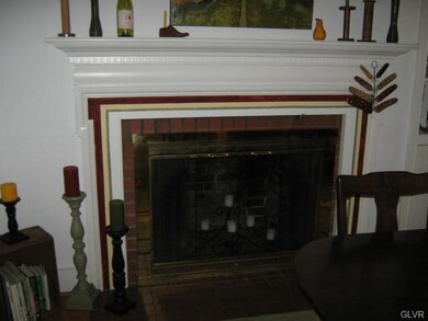 836 Pardee St, Easton, PA 18042 - photo 6