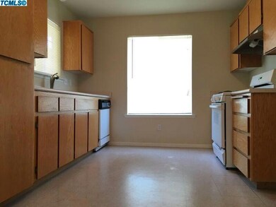 14551 Walker, Poplar, CA 93257 - photo 5