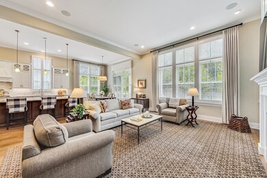 2811 Parkside Cir, Glenview, IL 60026 - photo 5