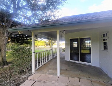 819 Cindy Circle Ln unit Apartment, Wellington, FL 33414 - photo 6