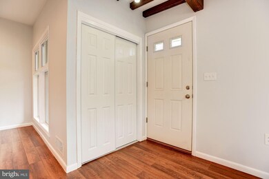 6820 Barnett Rd, Baltimore, MD 21239 - photo 5