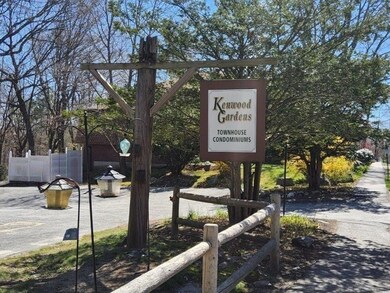 132 Thissell Ave unit 118, Dracut, MA 01826 - photo 4