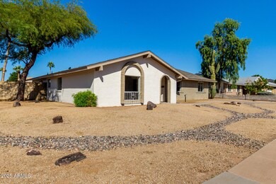 2164 W Eugie Ave, Phoenix, AZ 85029 - photo 4