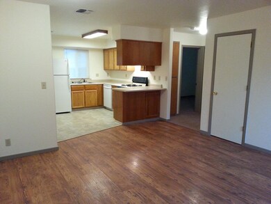 307 Cedar St unit A-B, Rogue River, OR 97537 - photo 4