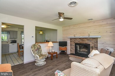 201 Blackwell Rd, Colonial Beach, VA 22443 - photo 6