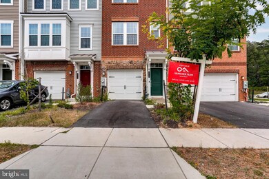 2716 Wessex Cir, Hanover, MD 21076 - photo 2