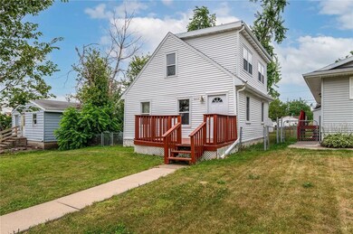 1337 21st Ave SW, Cedar Rapids, IA 52404 - photo 2