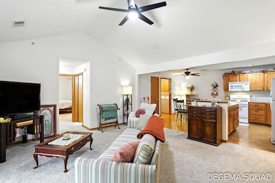 15-web-or-mls-3074-w-crystal-waters-dr-5