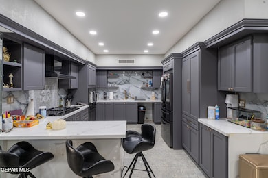 Kitchen 1