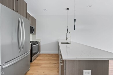 2354 N Washtenaw Ave unit 304, Chicago, IL 60647 - photo 4