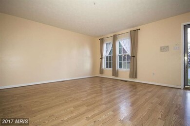 87 Gwynnswood Rd, Owings Mills, MD 21117 - photo 3