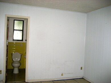 5213 Mc Manus Dr, Jacksonville, FL 32210 - photo 4