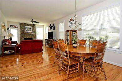 25229 Barley Grass Square, Aldie, VA 20105 - photo 6