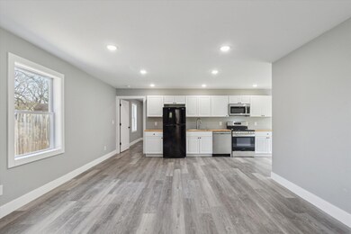 10-706-Colfax-St-Cadillac-MI-49601-Windo