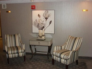 910 Ferncroft Tower unit 910, Middleton, MA 01949 - photo 6