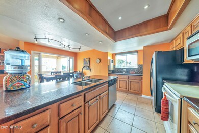 Bright Open kitchen