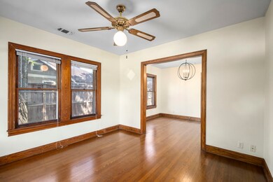 209 E 25th St, Houston, TX 77008 - photo 5