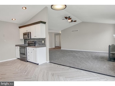 6 Esther Ln, Shoemakersville, PA 19555 - photo 6