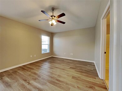 10145 Perthshire Cir, Land O Lakes, FL 34638 - photo 6