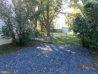 263 Carlisle Ave, Enola, PA 17025 - photo 3