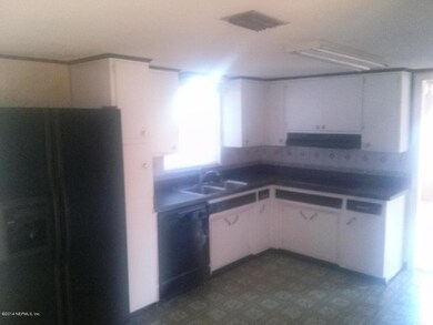 1846 Starwan Rd E, Jacksonville, FL 32211 - photo 6