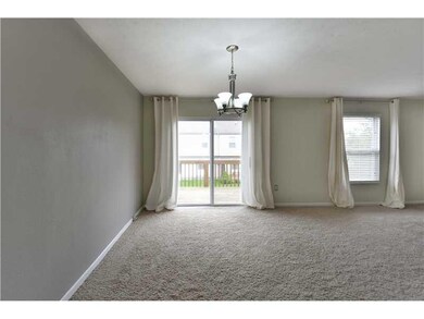 Dining Room. Neutral colors in the d/l room combo.