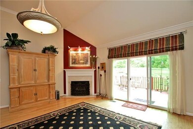 Do you have a favorite piece of art work or photo of loved ones?  This fireplace would be the perfect place to display it.  It has been accented with color to allow whatever is displayed to pop.