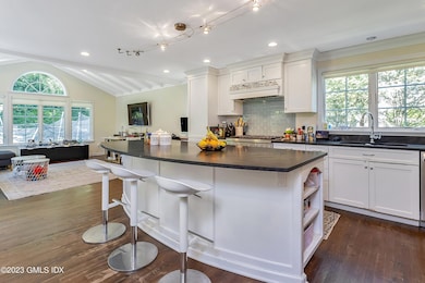 4 Bramble Ln, Riverside, CT 06878 - photo 6