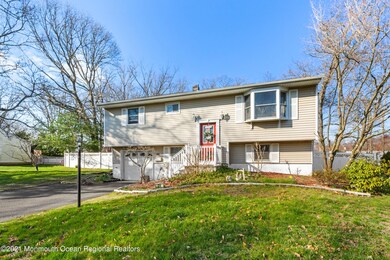 24 Princeton Dr Howell-print-003-021-Fro
