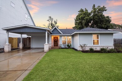 2226 Saxon Dr, Houston, TX 77018 - photo 2