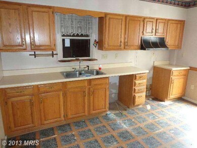 25 E North St, Waynesboro, PA 17268 - photo 2