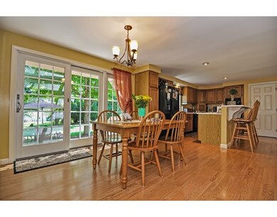 293 Mendon St, Uxbridge, MA 01569 - photo 2