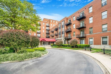 Rennaissance Place unit 318, Chicago, IL 60615 - photo 2