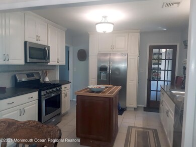 24 Brook Ave, Eatontown, NJ 07724 - photo 2