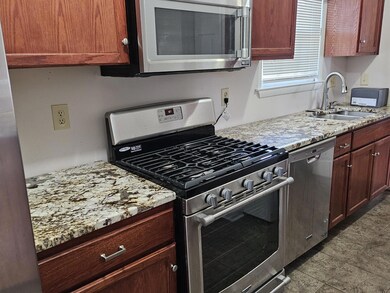 2833 Glenn Hills pic 3
