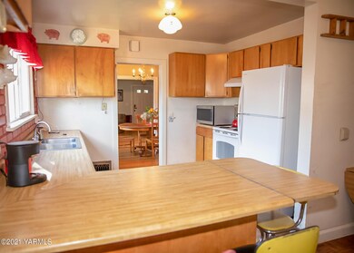 Spacious Kitchen